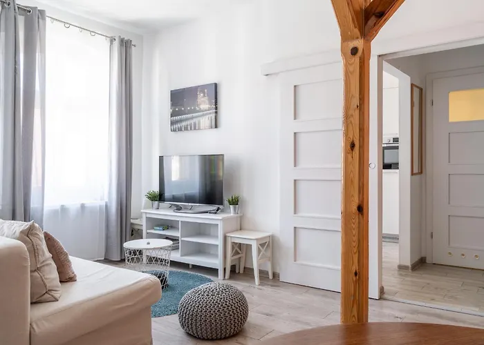 Rentplanet - Swietego Antoniego דירה